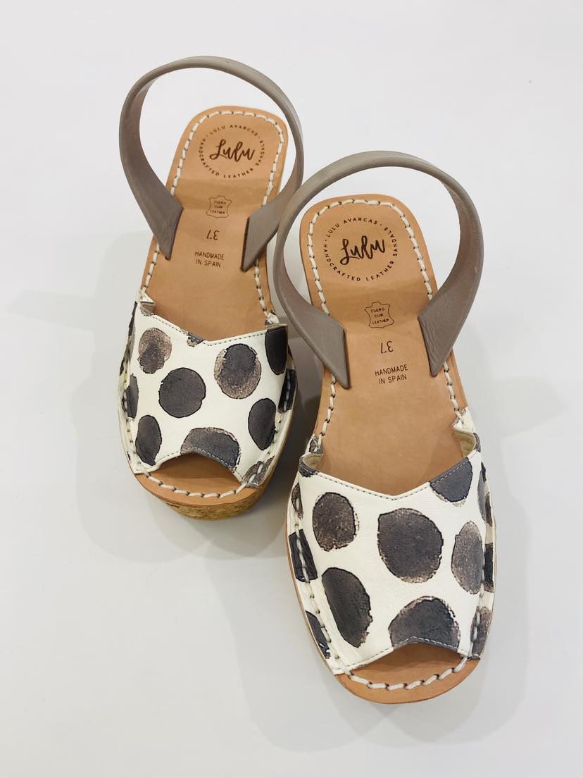 LULU AVARCAS LEATHER CORKS WITH SPOTTY PRINT