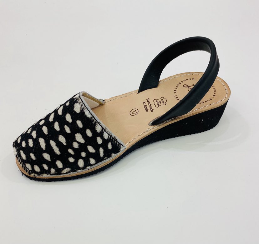 LULU AVARCAS BLACK WEDGE IN BLACK & WHITE SPOT (HIDE)